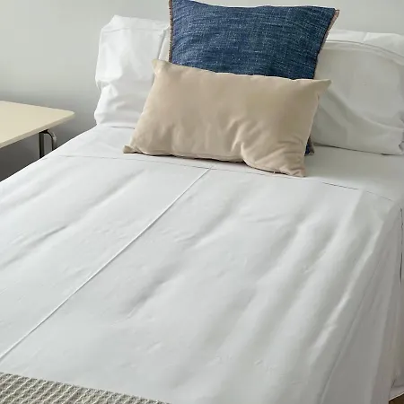 Holiday home Oktheway Perbes House *