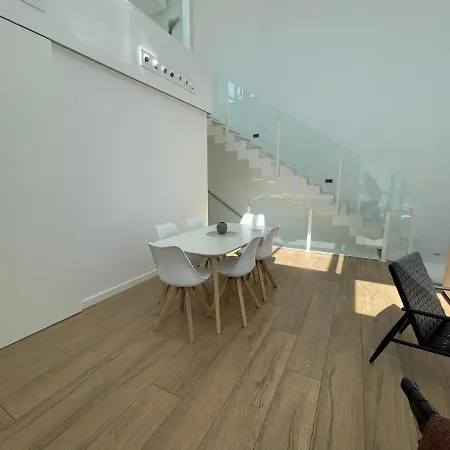 Oktheway Perbes House * A Coruna