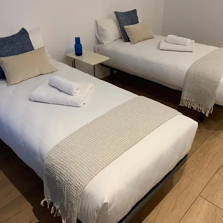 Holiday home Oktheway Perbes House