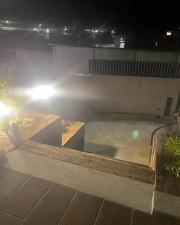 Holiday home Oktheway Perbes House