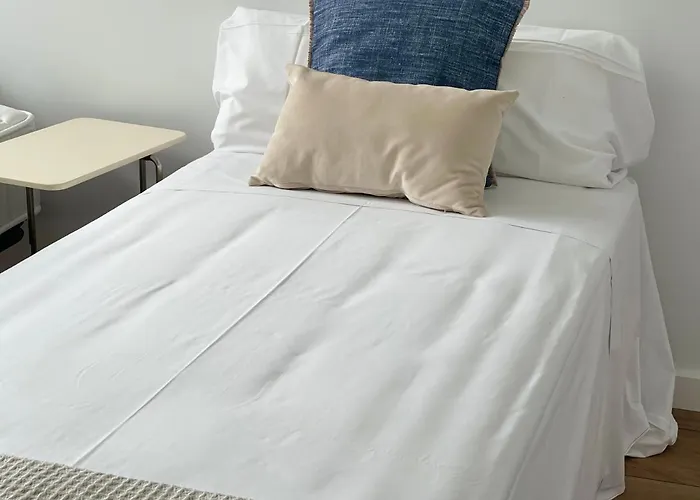 Holiday home Oktheway Perbes House *