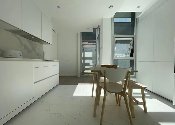 Oktheway Perbes House *